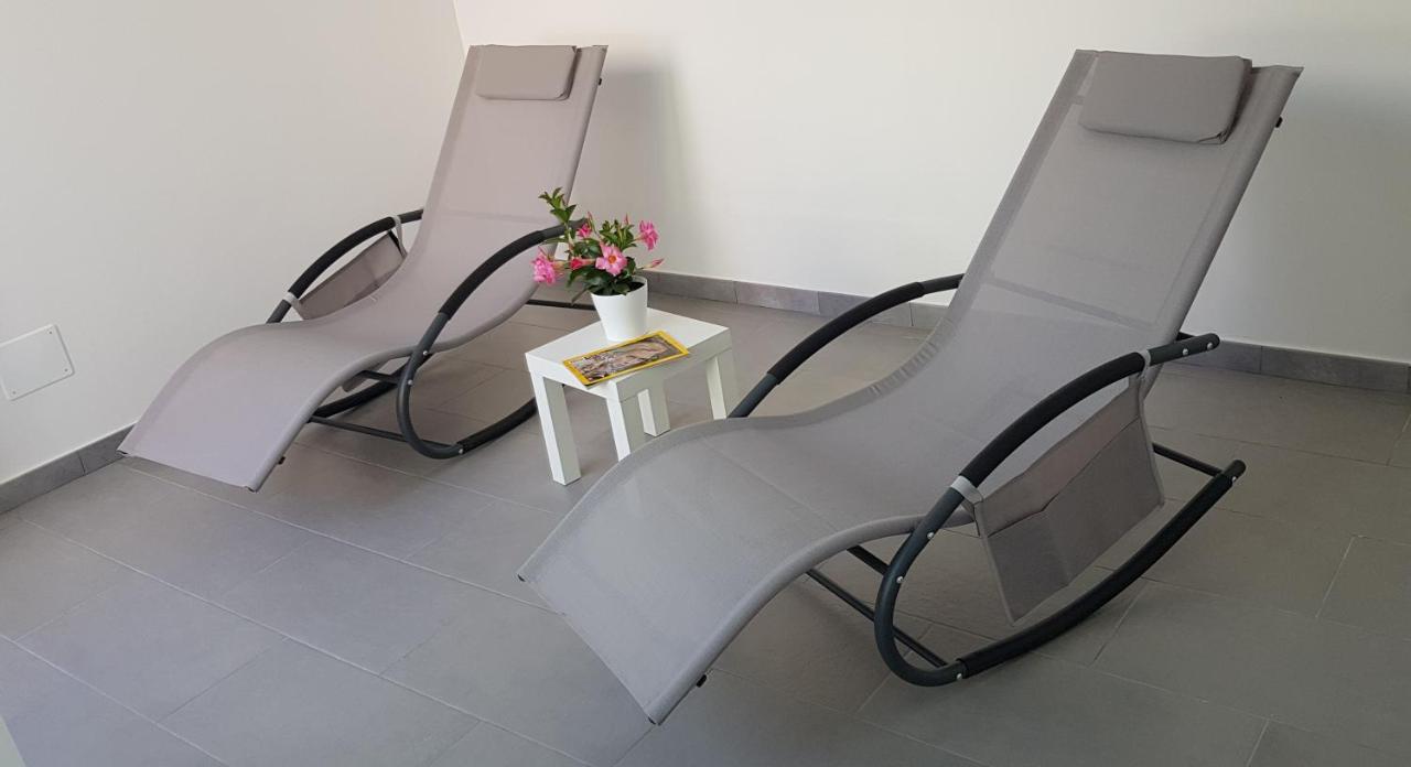 Il Cortile Segreto - Con Parcheggio Privato Lägenhet Lecce Exteriör bild